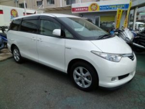 中古車　エスティマ　キズ　へこみ　修理