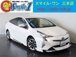 中古車購入　プリウスＡ　一点もの　新車市場カーベル三木店