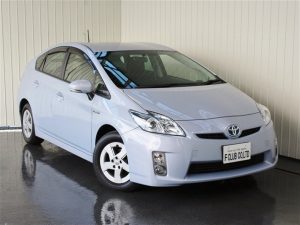 中古車　プリウス　ネット　販売　カーセンサー