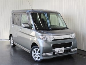 中古車　タントカスタム　ＪＵ兵庫中古自動車販売商工組合　販売店