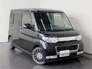 中古車　タントカスタム　見る　買う　乗る