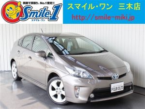 中古車　プリウス　サイドエアバック　メモリーナビ