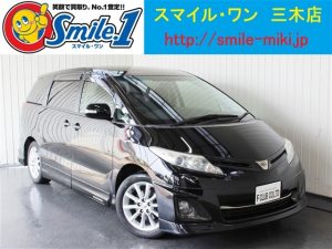 中古車　エスティマ　アエラス　後席モニター