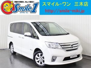 中古車　セレナ　ハイブリッド　フルセグ