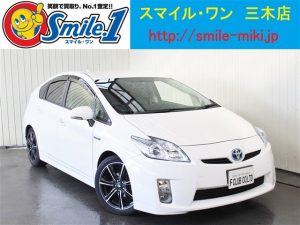 中古車　プリウス　1.8Ｌ　ナビ　バックカメラ