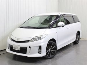 中古車　エスティマ　ハイブリッド　電気自動車