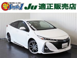 中古車　プリウス　ＰＨＶ　レザーパッケージ