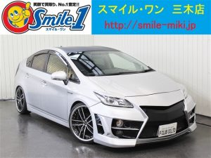 中古車　プリウス　19アルミ　エアロ　車庫調