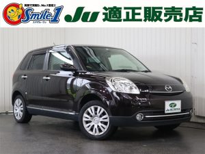 中古車　ベリーサ　マツダ　乗車車